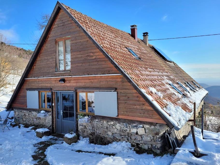 Un Coin De Montagne Apartment Linthal Exterior photo